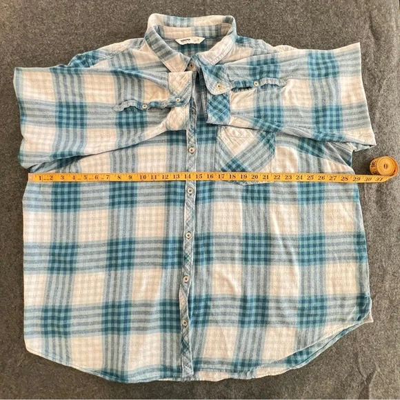 Sonoma blue and white plaid flannel 3X plus sz. button-up 100% cotton - Picture 6 of 7